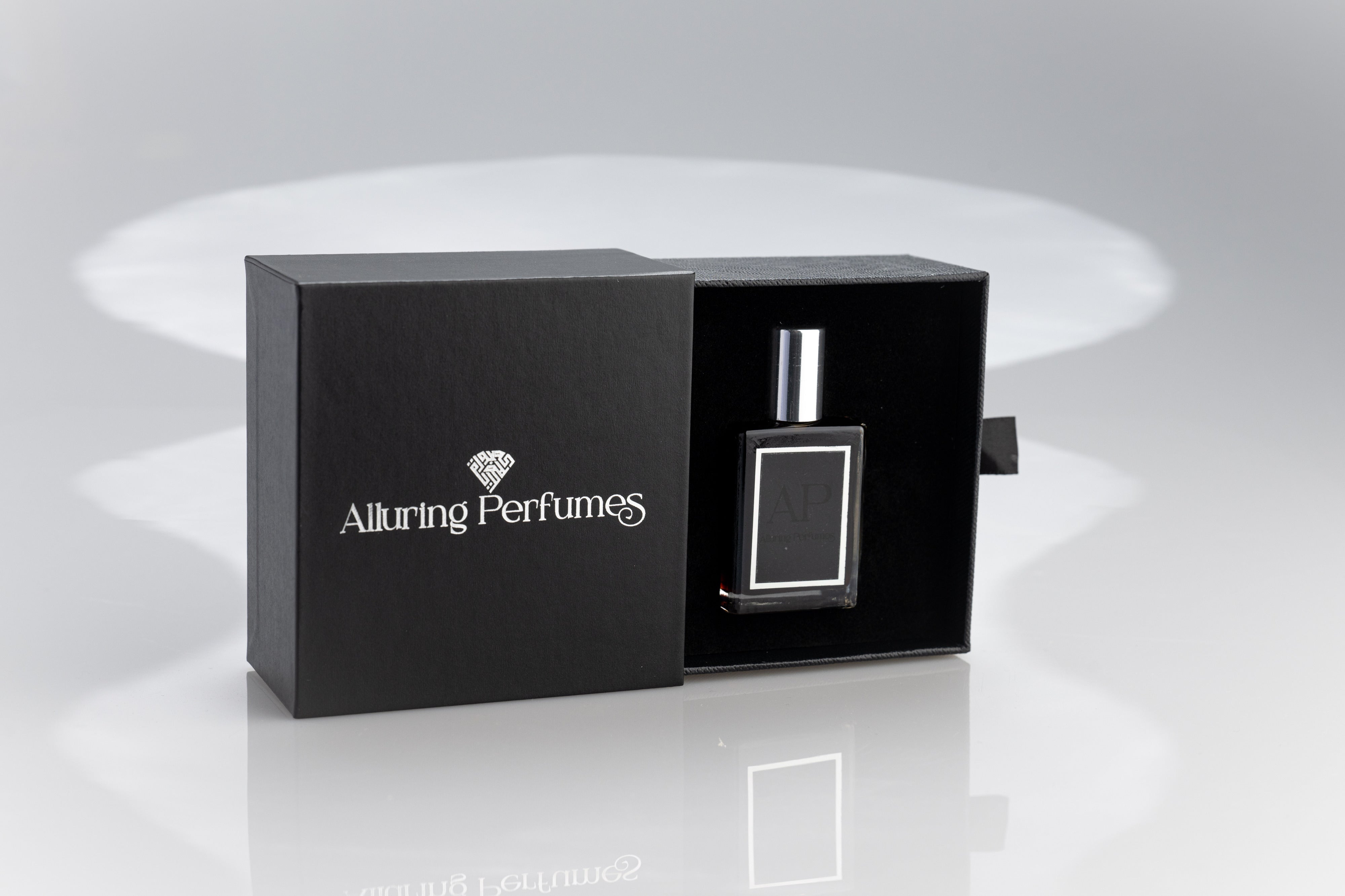 Dark Knight Scent | Dark Knight Fragrance | Alluring Perfumes